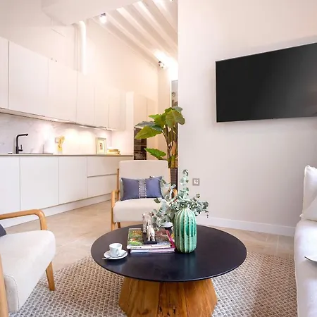 Apartment Genteel Plaza Del Obispo