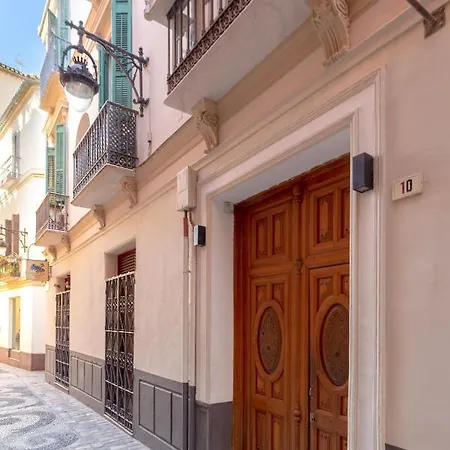 Genteel Plaza Del Obispo Apartment