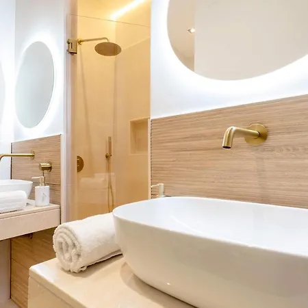 Genteel Plaza Del Obispo Apartment